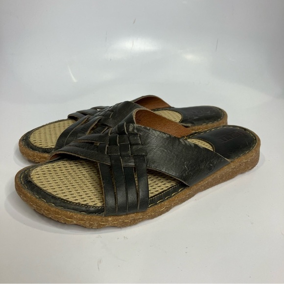 Born black leather slip on sandals slides size 10 - Picture 1 of 7